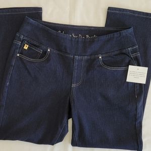 Belle Jeans by Kim Gravel.